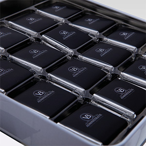 Boite Luxe De Poche | 48 carrés chocolats personnalisés